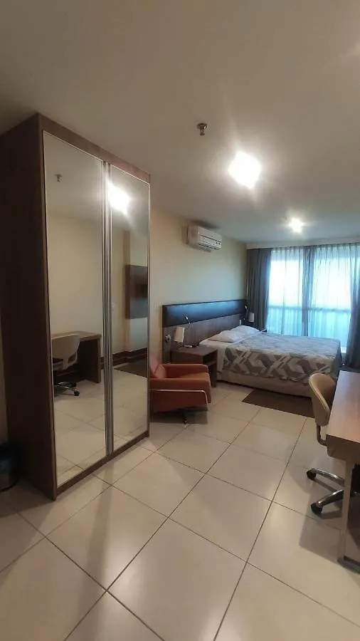 A813 Flat Particular Setor Hoteleiro Wi-Fi E Piscina 巴西利亚 公寓